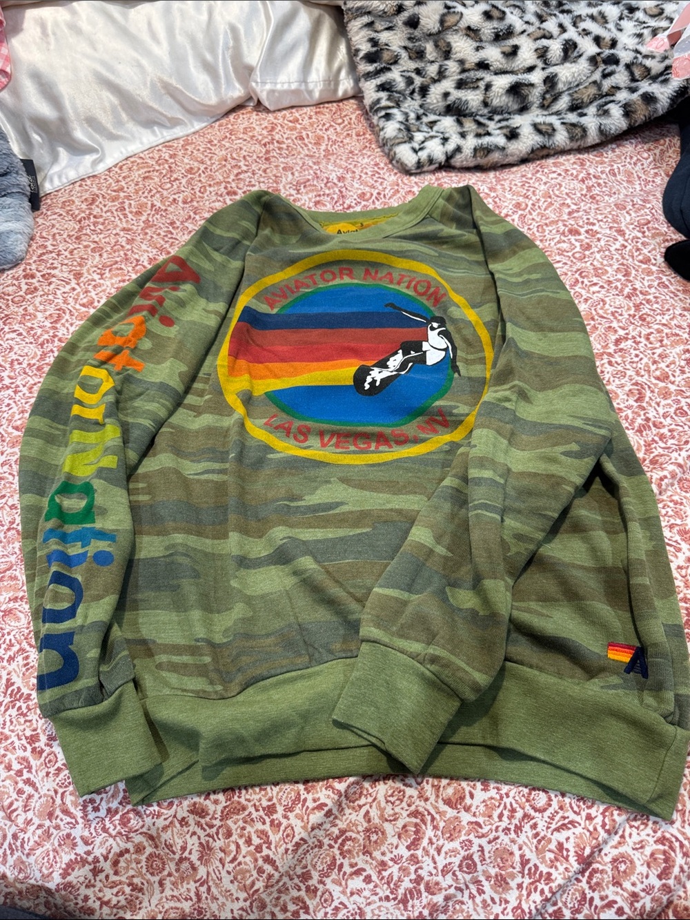 Aviator nation logo camo crewneck